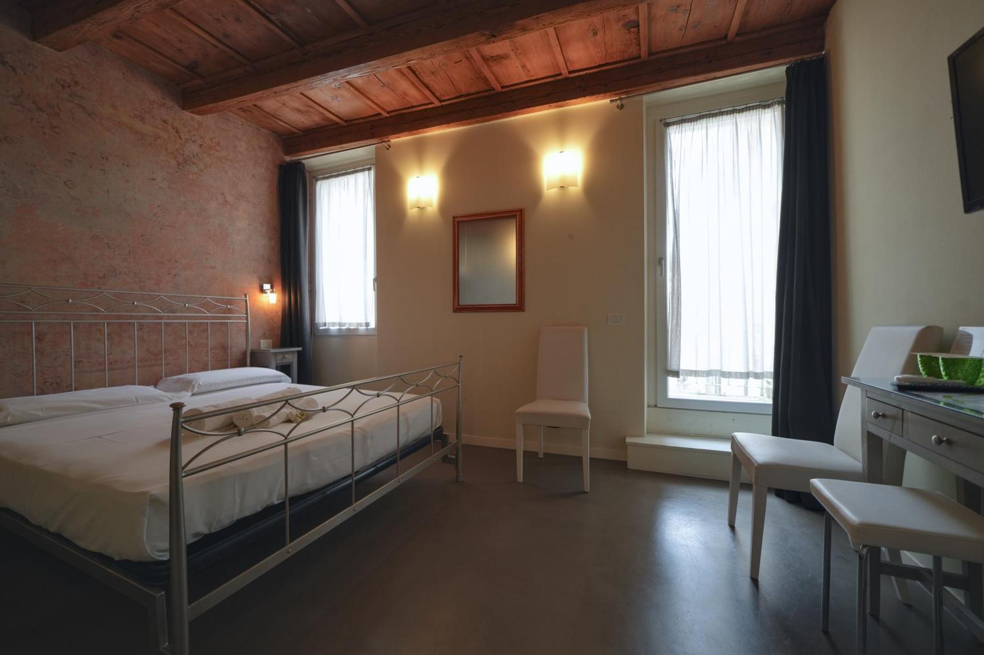Palazzo Di Giulietta - Juliet'S Palace Верона Екстер'єр фото